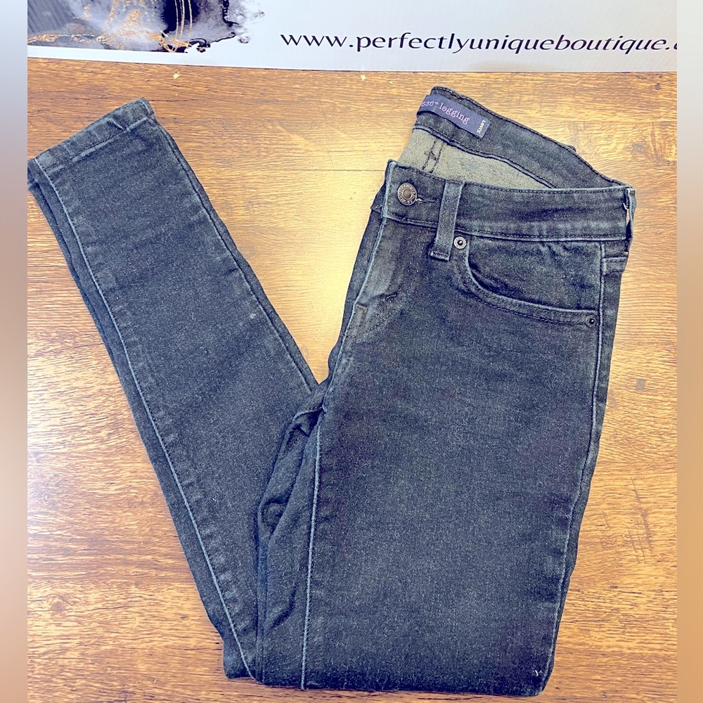Levi’s Dark Blue Denim Legging Jeans